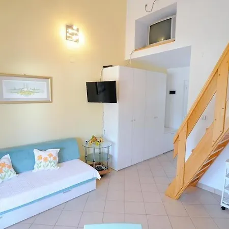In With Seaview, Terrace, Air Condition, Wifi * Kali