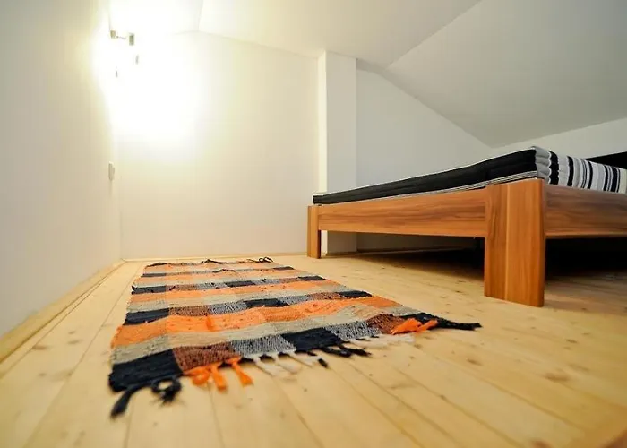 In With Seaview, Terrace, Air Condition, Wifi * Kali