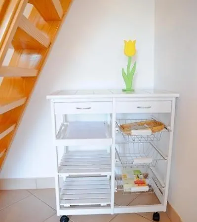 Lägenhet In With Seaview, Terrace, Air Condition, Wifi Kali