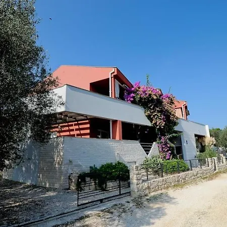 Lägenhet In With Seaview, Terrace, Air Condition, Wifi