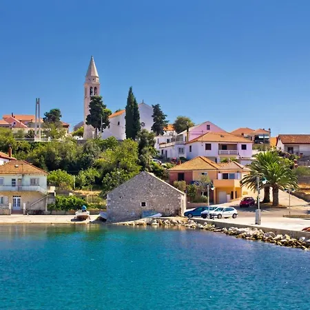 In With Seaview, Terrace, Air Condition, Wifi Appartement