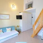 In With Seaview, Terrace, Air Condition, Wifi * Kali